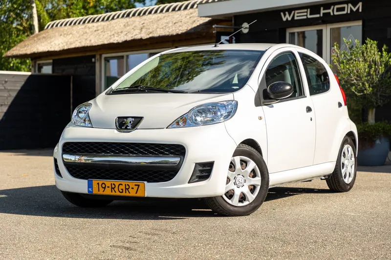 Peugeot 107 (2011)