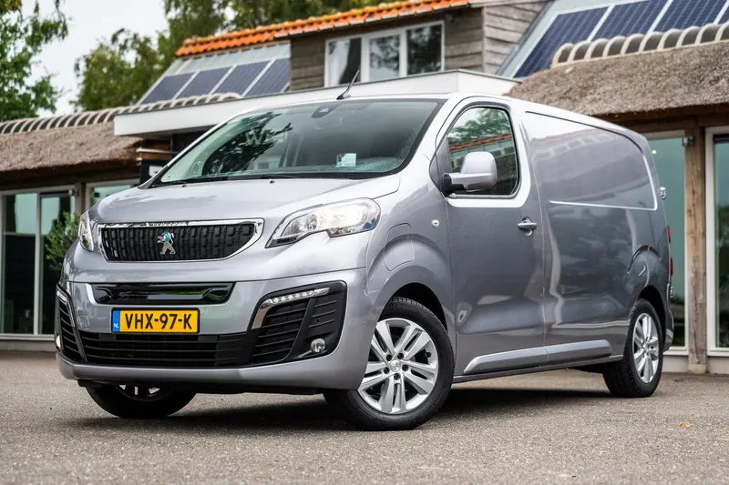 Peugeot e-Expert (2020)