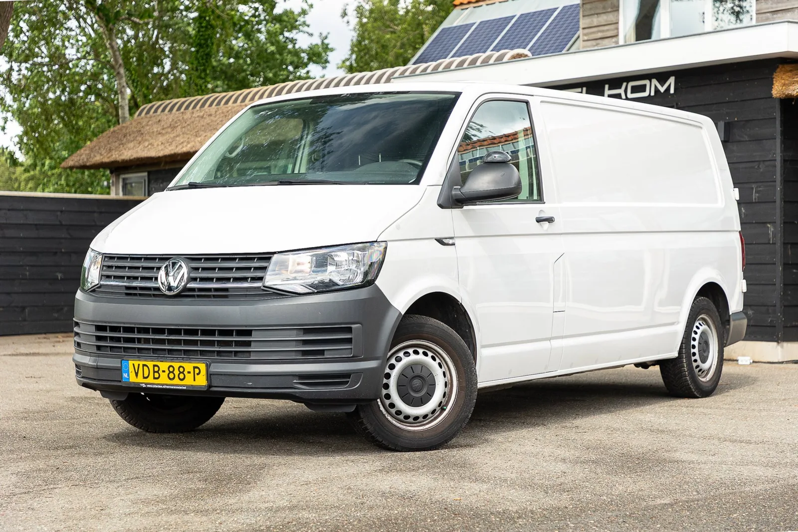 Volkswagen Transporter (2019) — foto 1