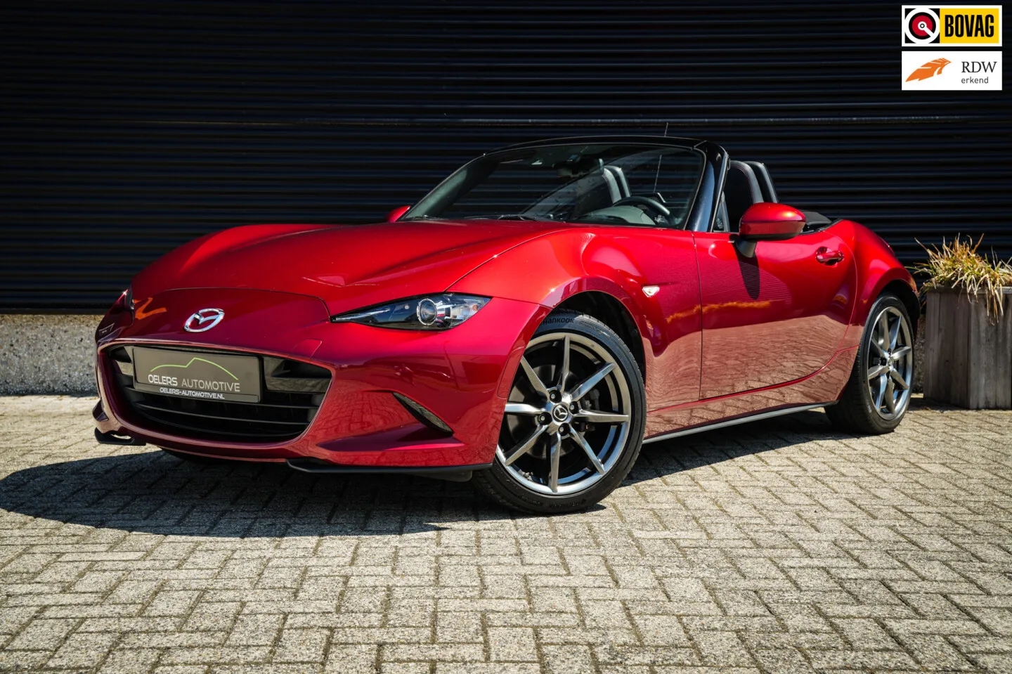 Mazda MX-5 (2018) — foto 1