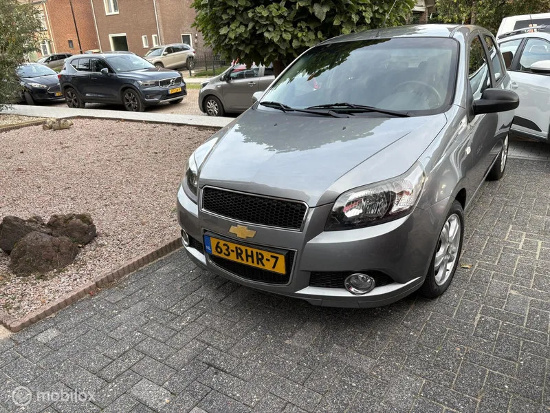 Chevrolet Aveo (2011) — foto 1