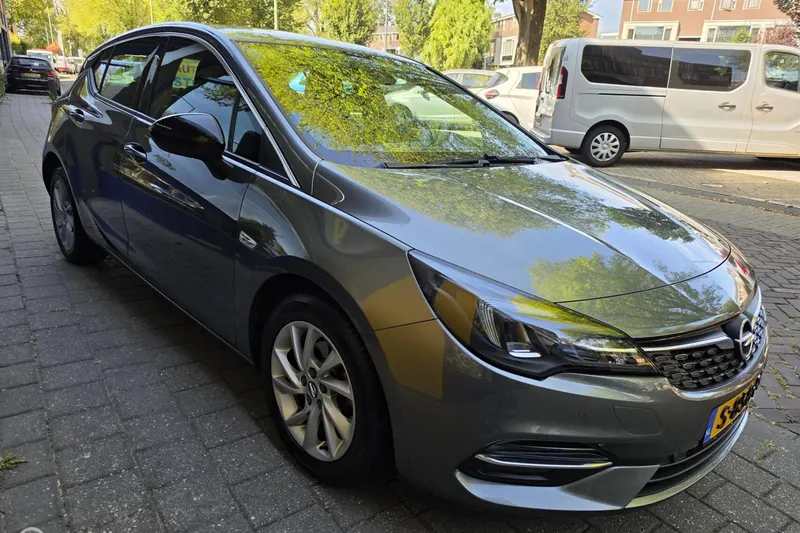 Opel Astra (2021)