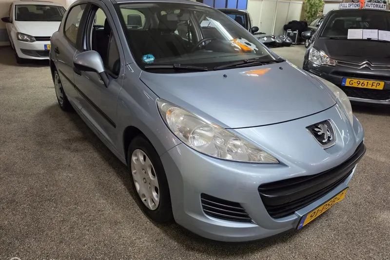 Peugeot 207 (2011)