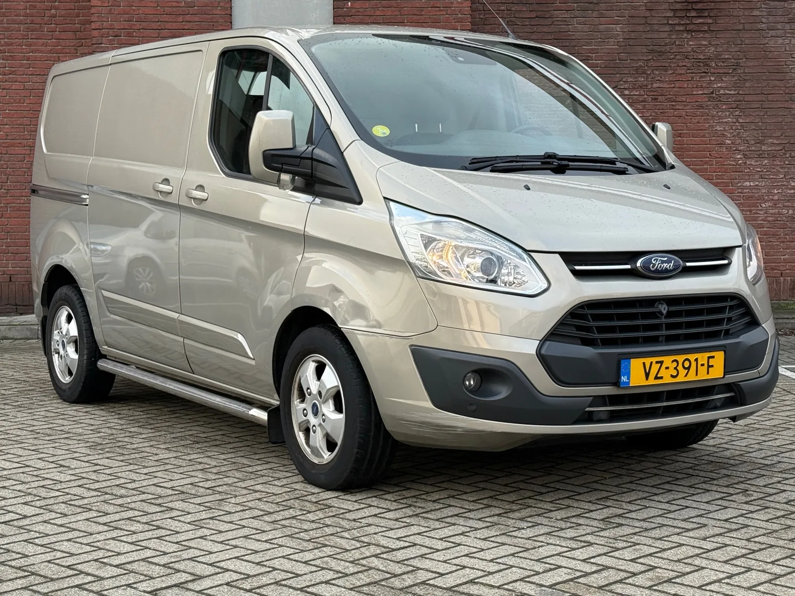 Ford Transit Custom (2016) — foto 1