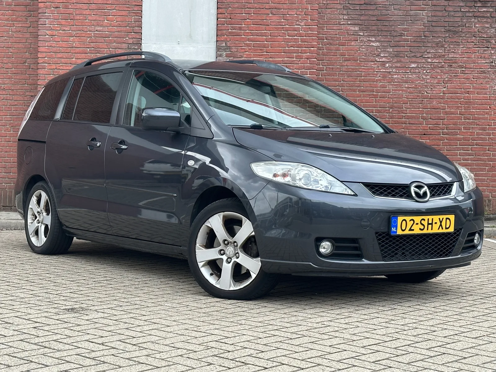 Mazda 5 (2006) — foto 1