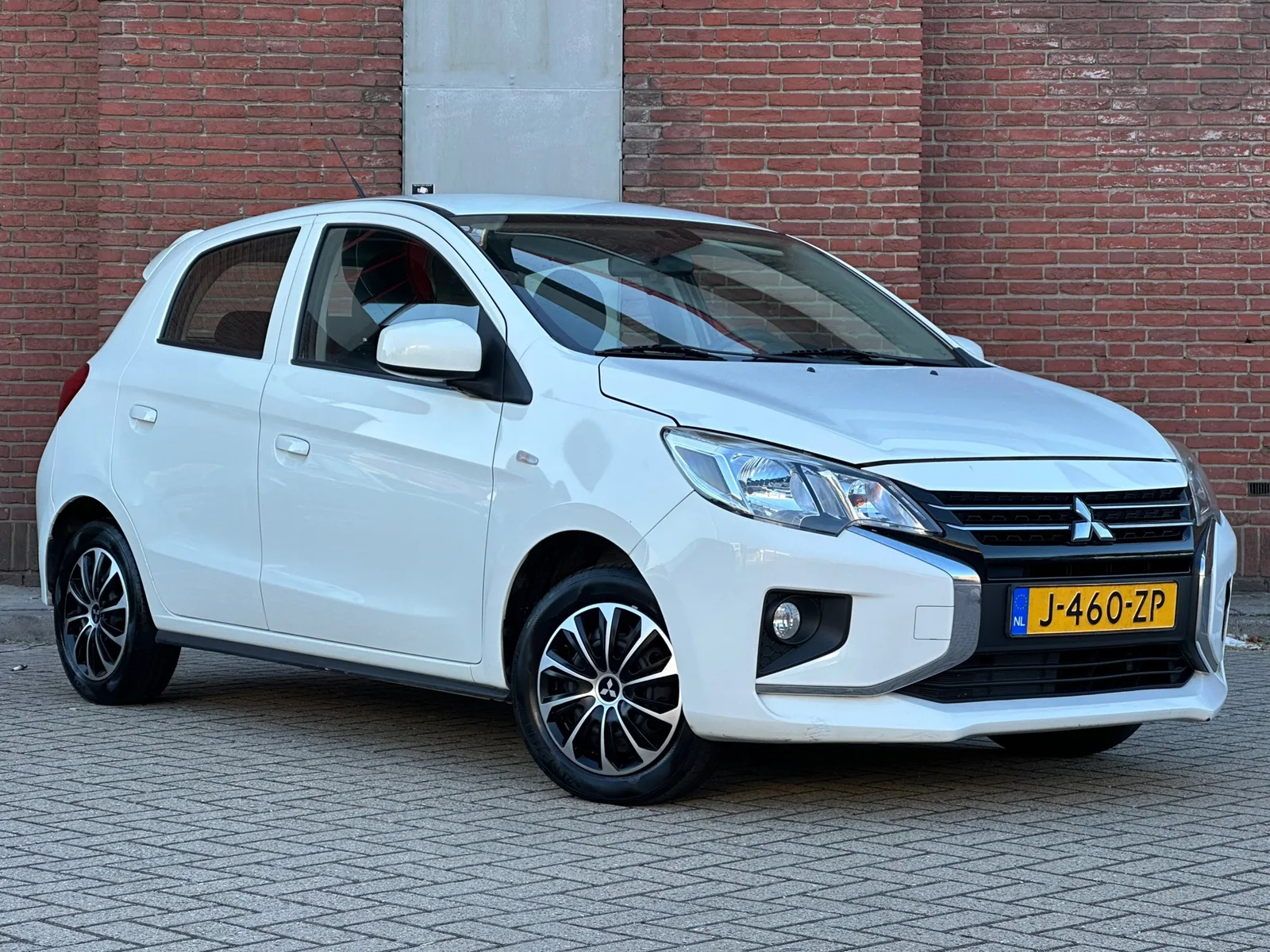Mitsubishi Space Star (2020) — foto 1