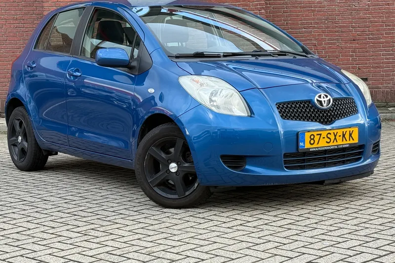 Toyota Yaris (2006)