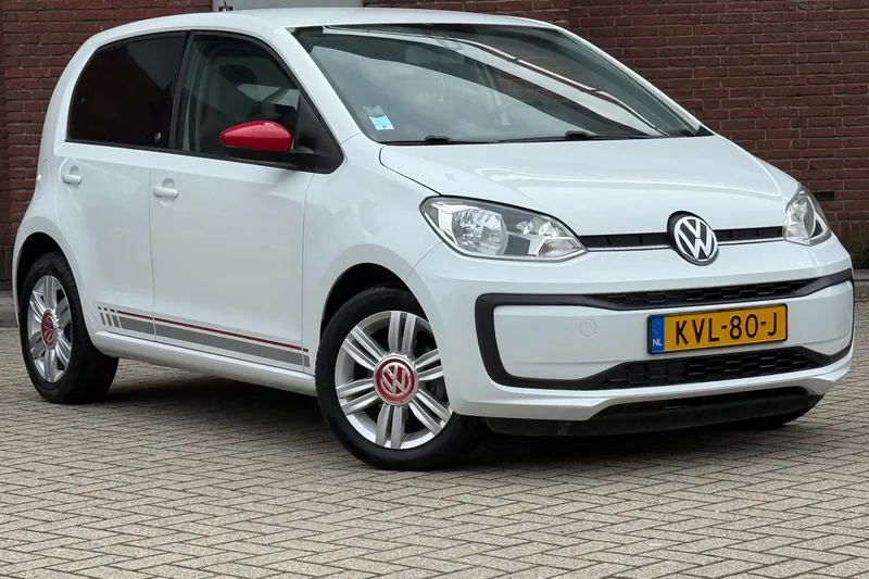 Volkswagen Up! (2017)