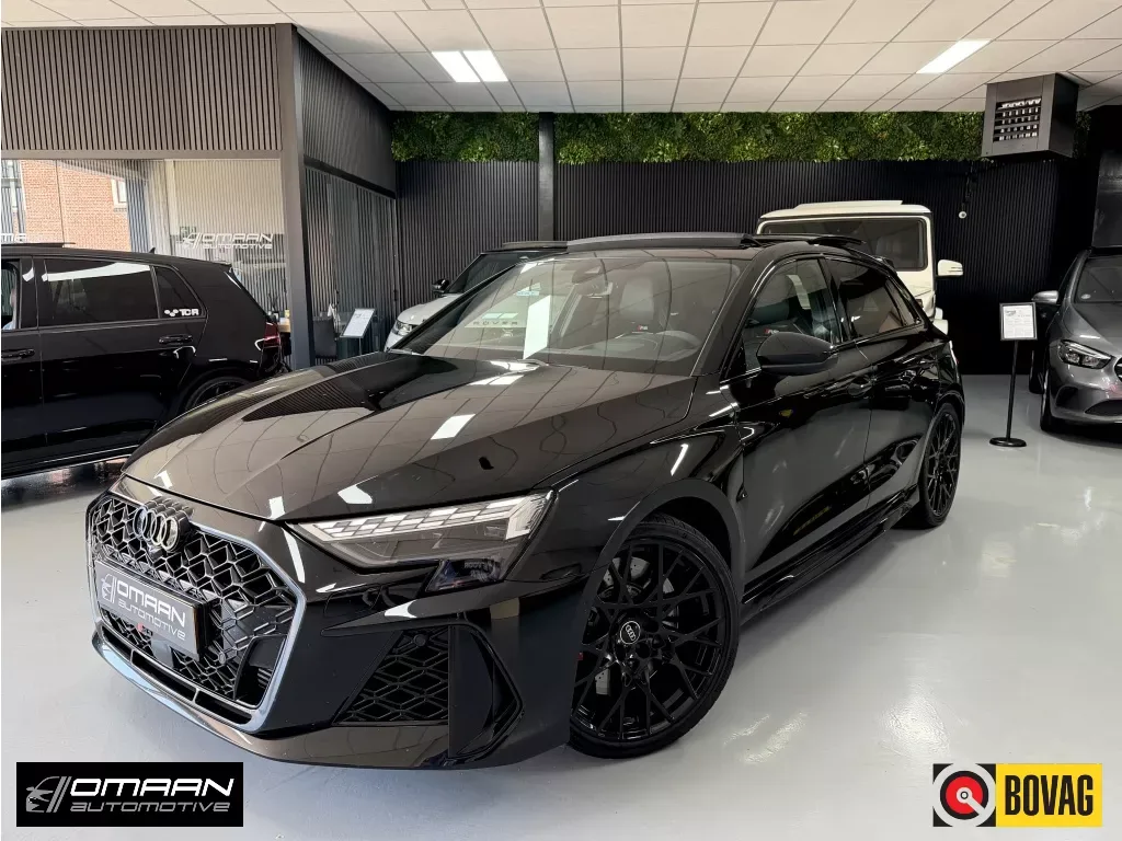 Audi RS 3 Sportback (2025) — foto 1