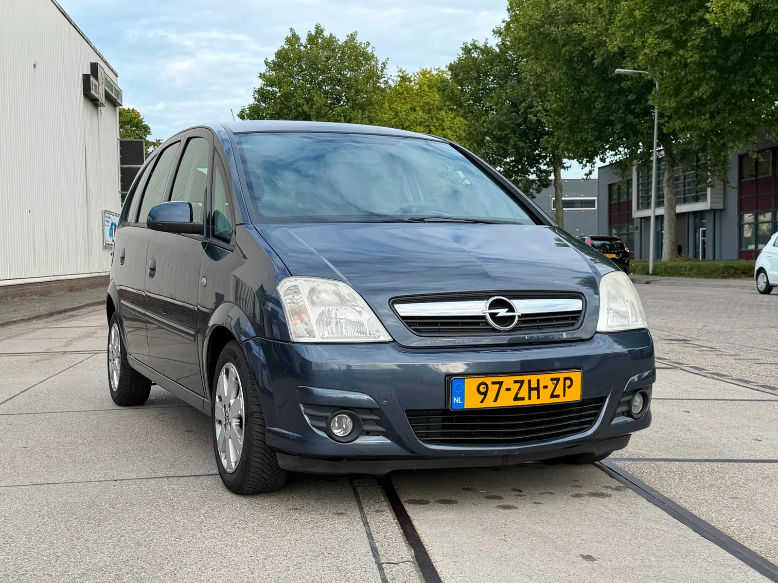 Opel Meriva (2008) — foto 1