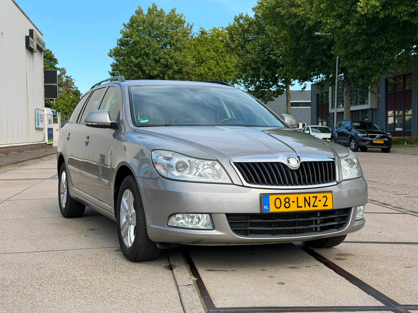 Škoda Octavia (2010) — foto 1