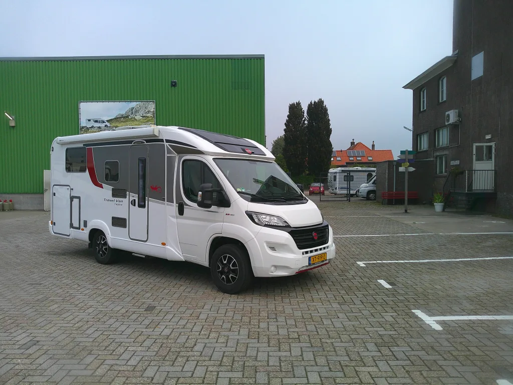 Bürstner Travel Van (2019) — foto 1