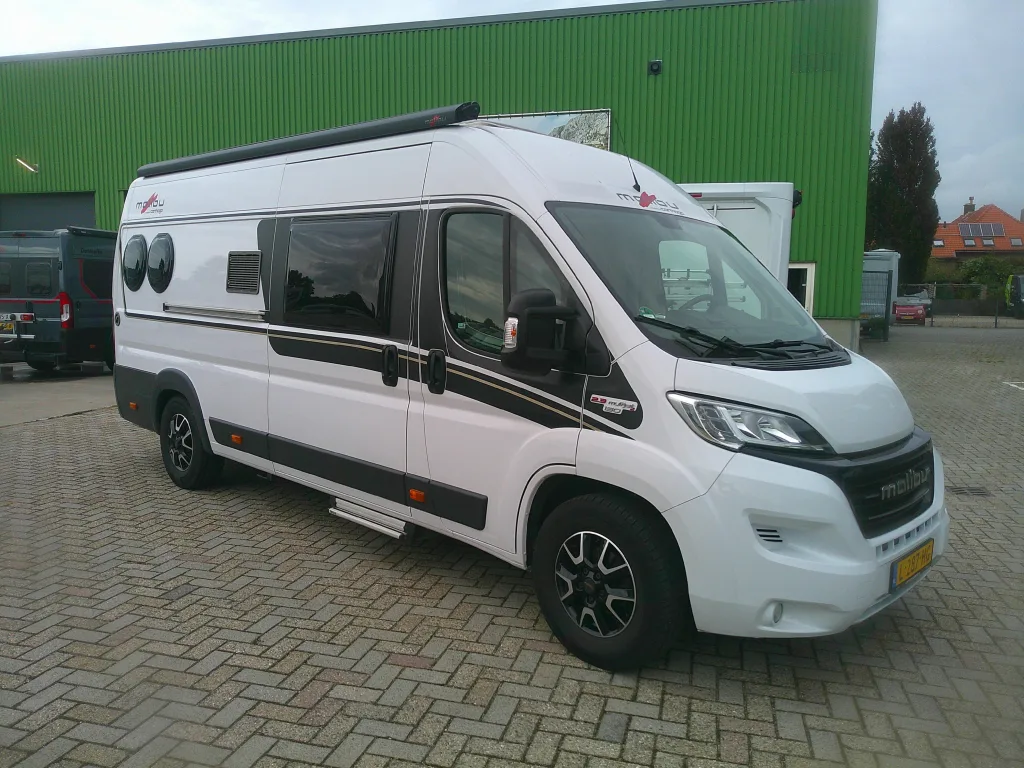 Malibu Van (2018) — foto 1