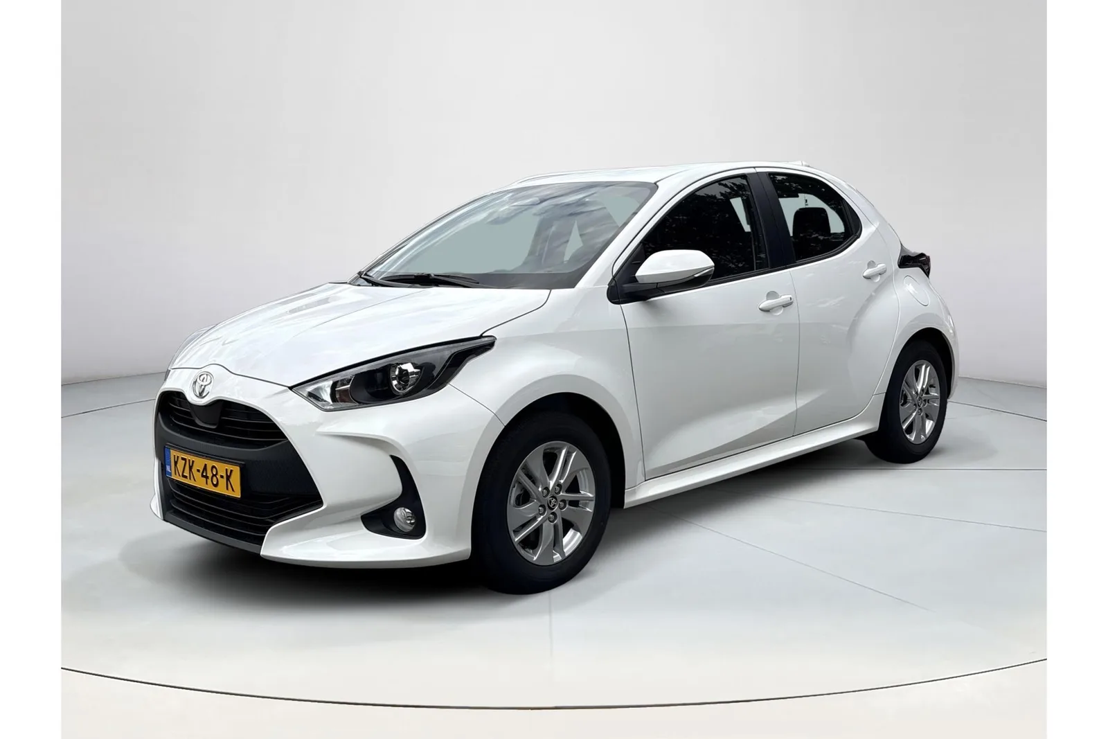 Toyota Yaris (2026) — foto 1