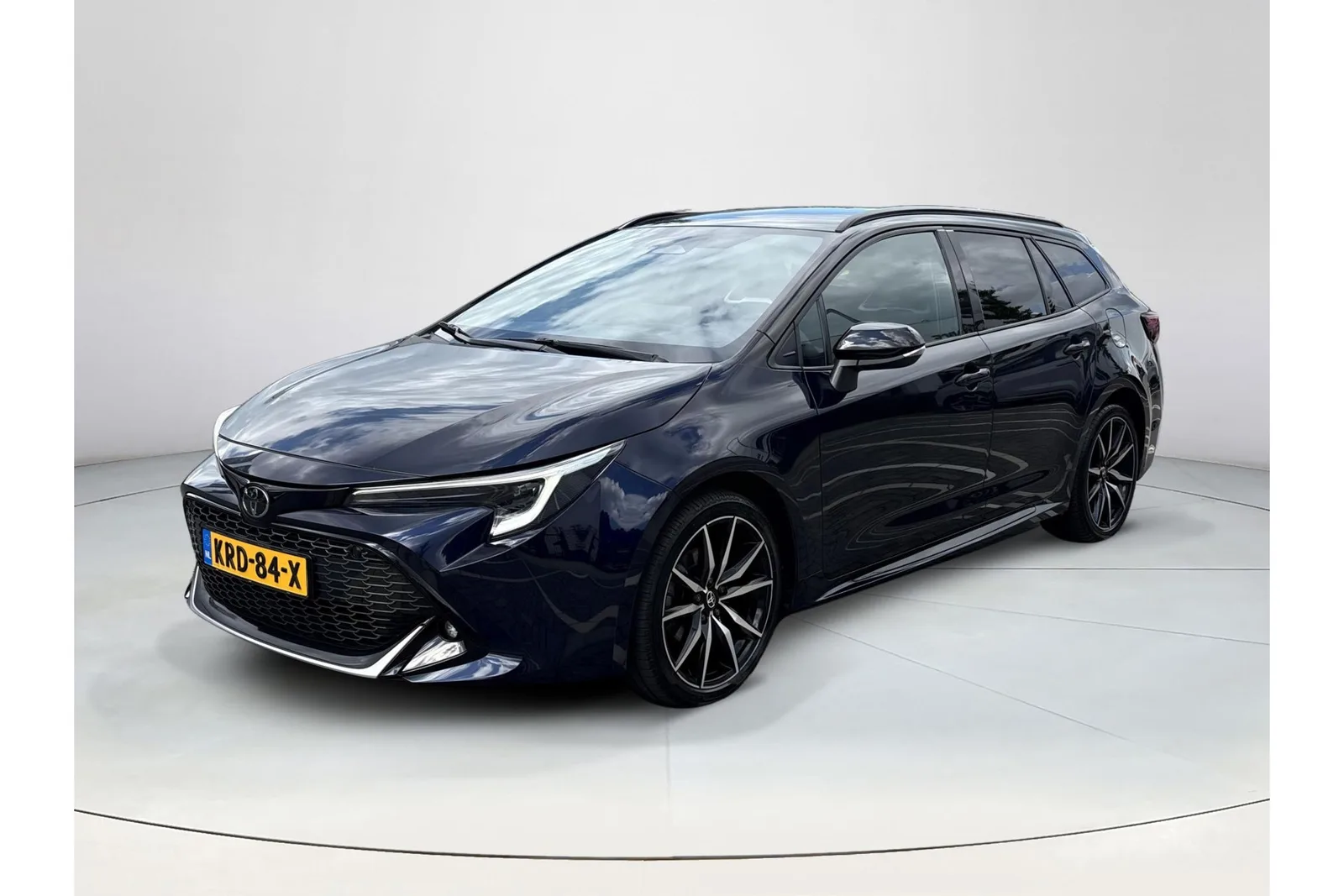 Toyota Corolla (2023) — foto 1