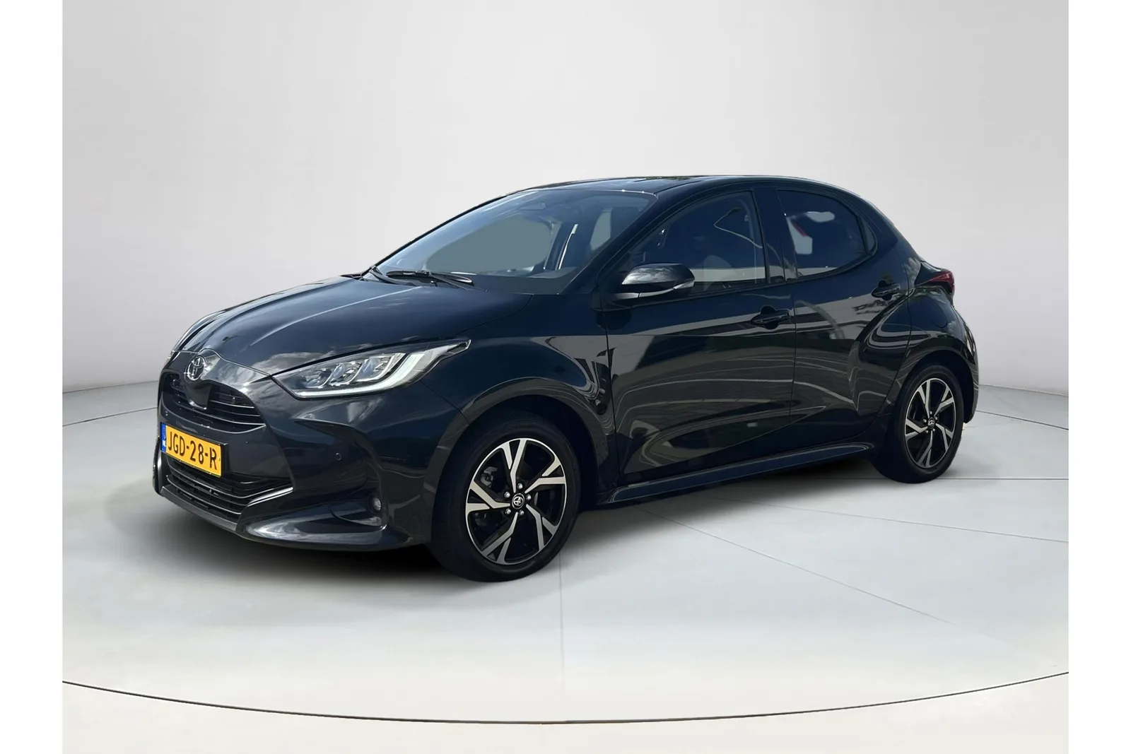 Toyota Yaris (2025) — foto 1