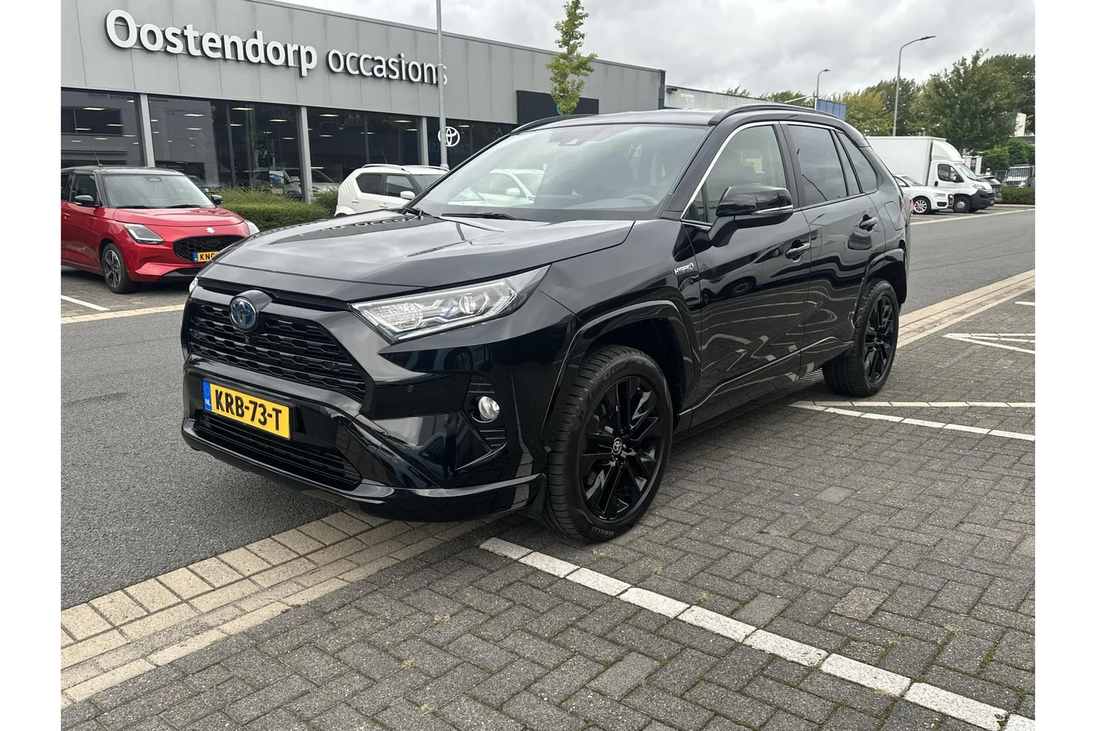 Toyota RAV4 (2021) — foto 1
