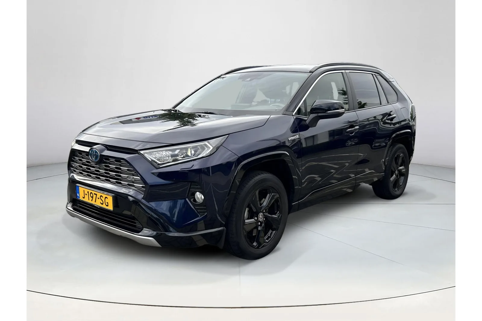 Toyota RAV4 (2020) — foto 1