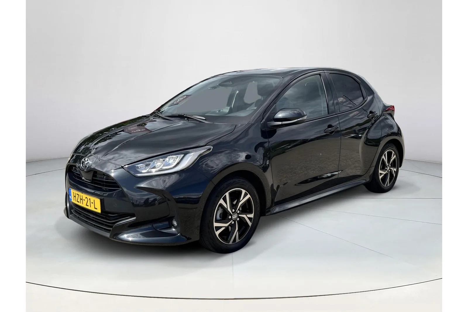 Toyota Yaris (2025) — foto 1