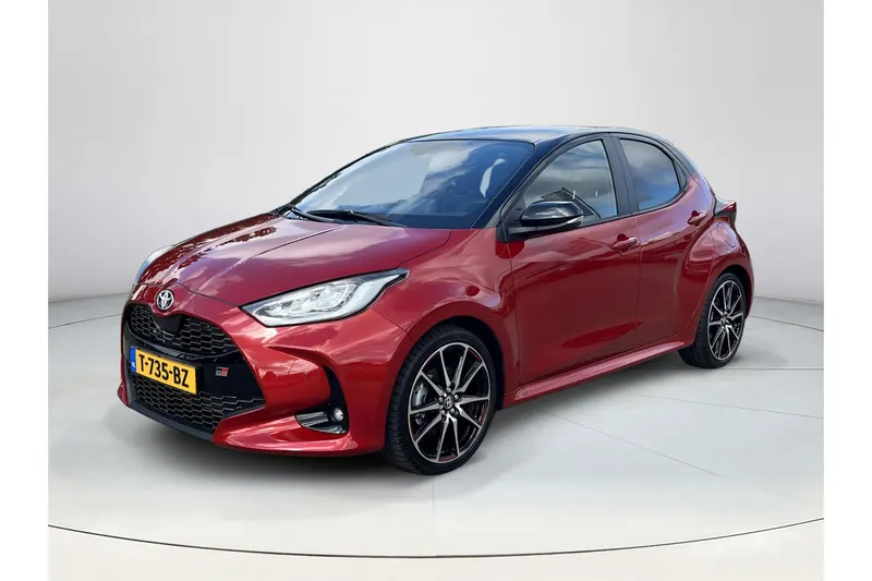 Toyota Yaris (2023)