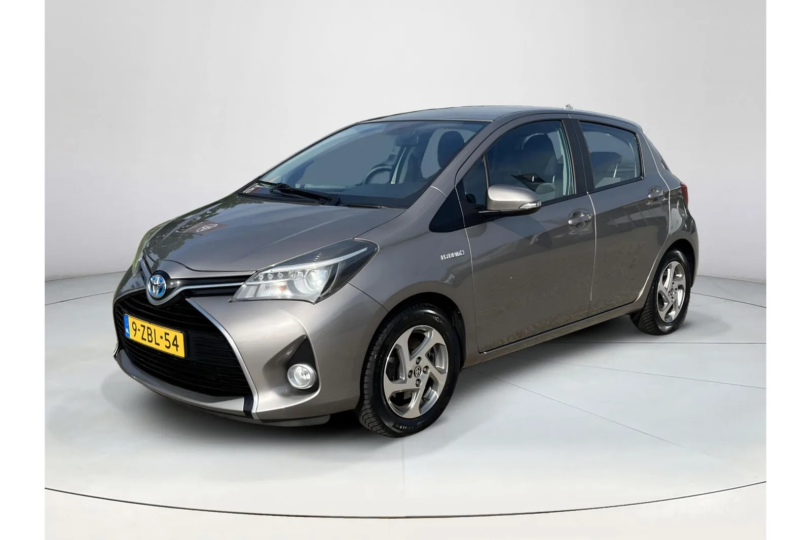 Toyota Yaris (2014) — foto 1