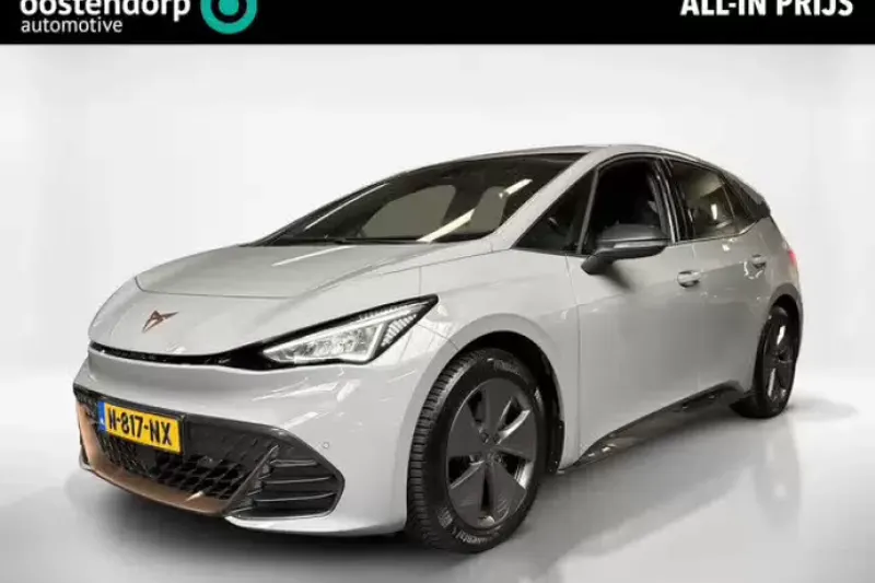 CUPRA Born (2021)
