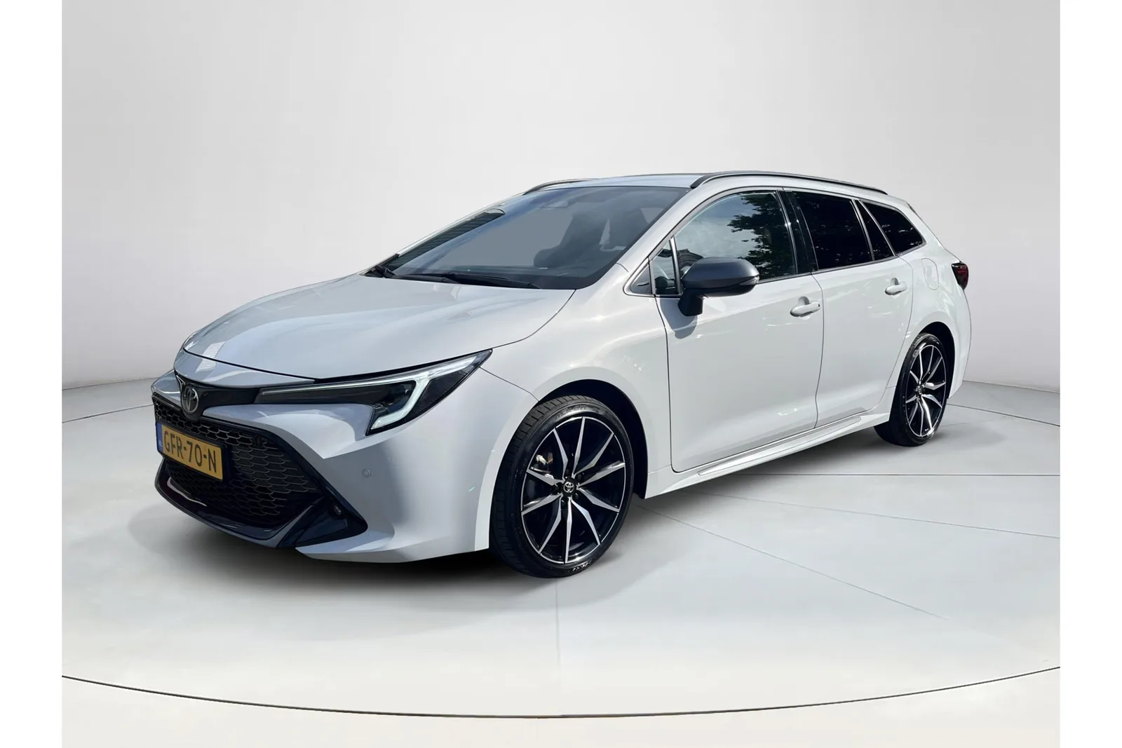 Toyota Corolla (2024) — foto 1