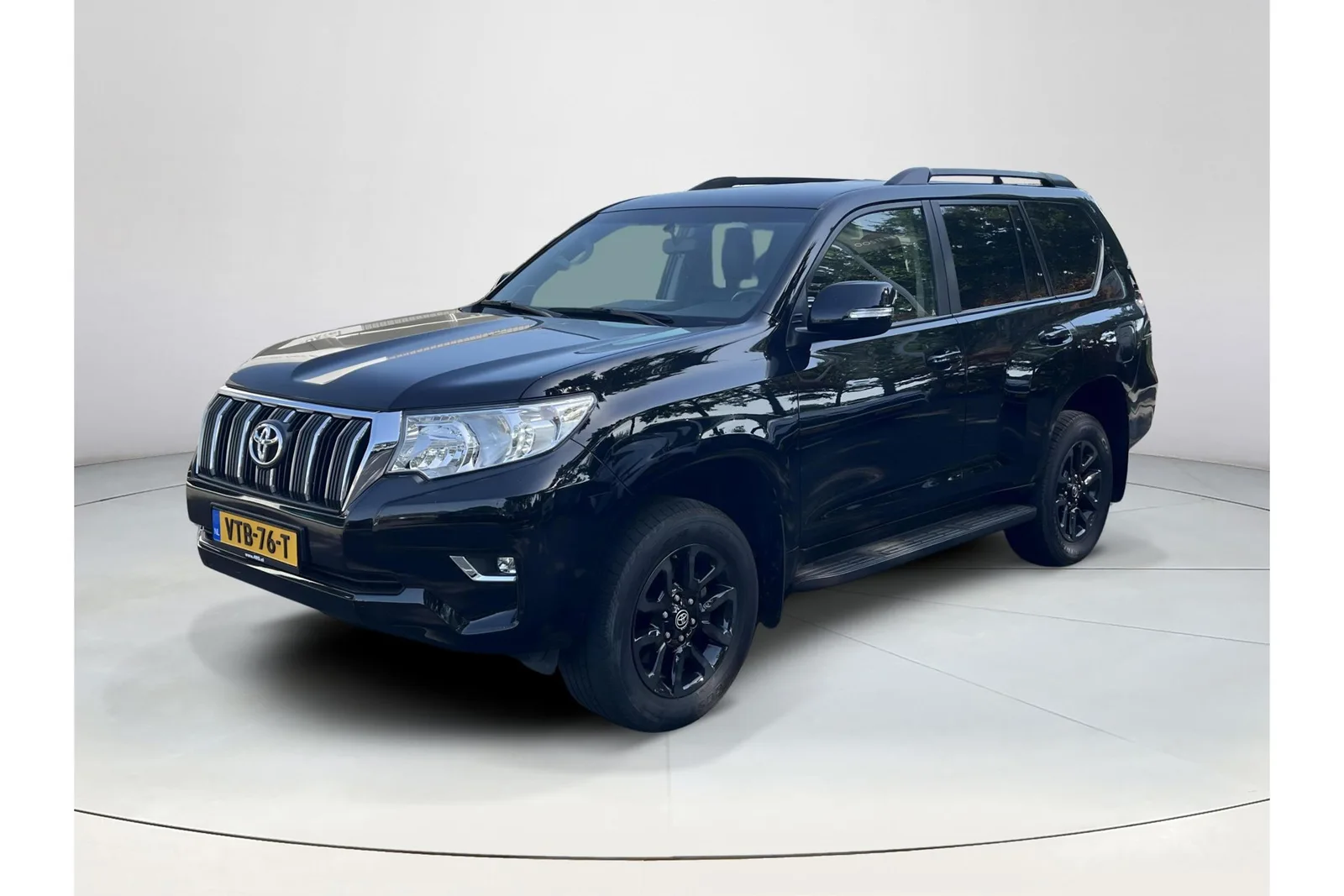Toyota Land Cruiser (2022) — foto 1