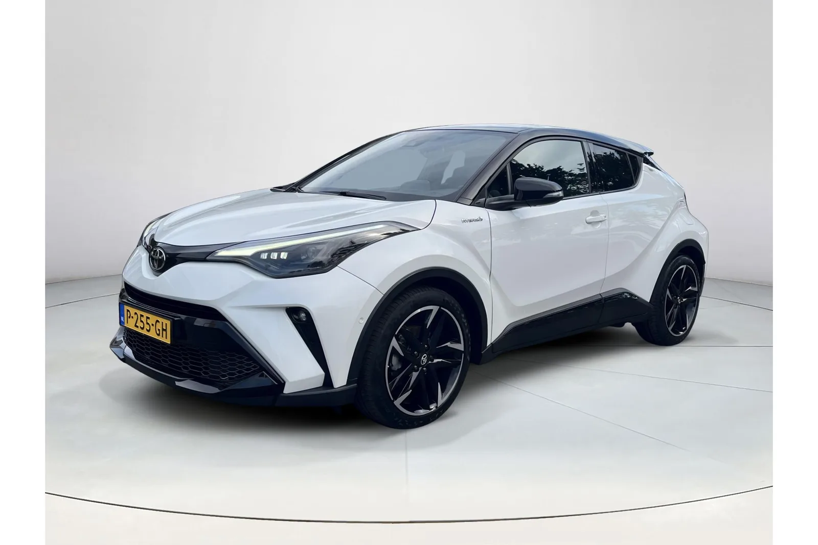 Toyota C-HR (2022) — foto 1