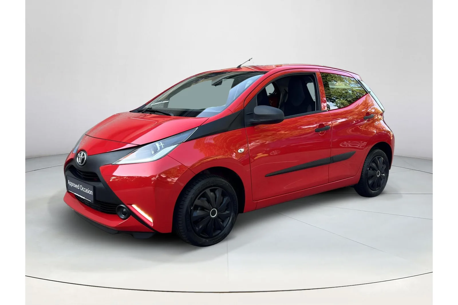 Toyota Aygo (2016) — foto 1