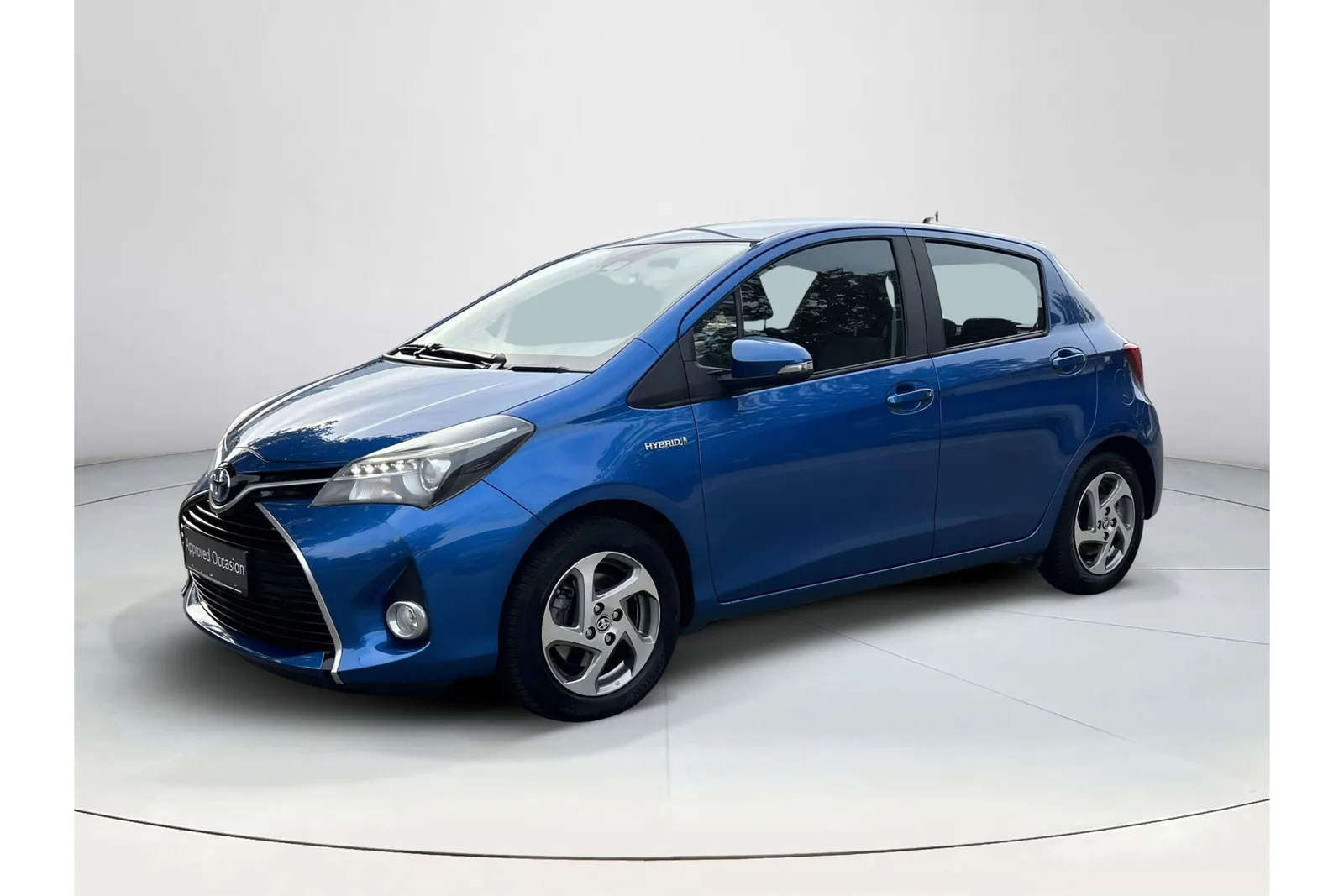 Toyota Yaris (2017) — foto 1