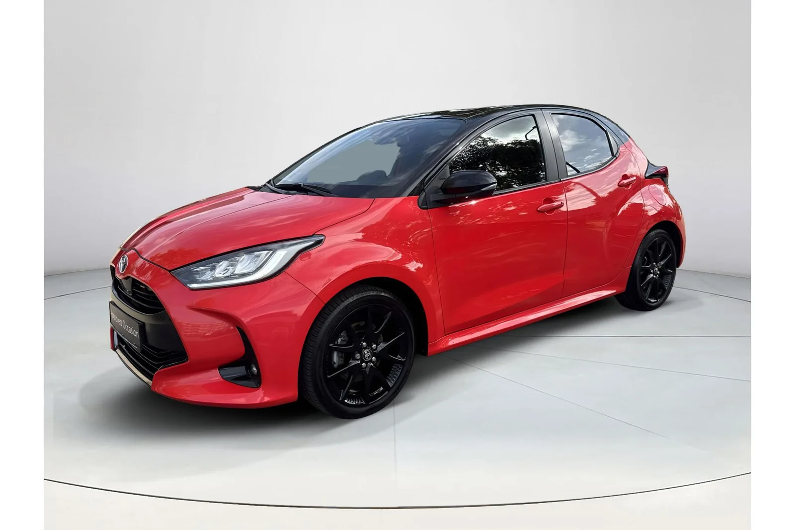 Toyota Yaris (2022) — foto 1