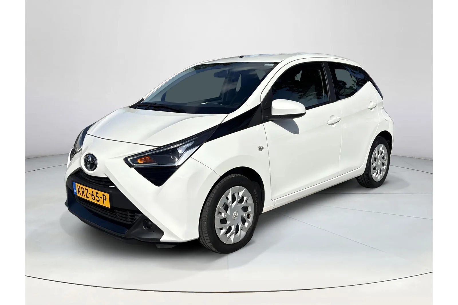 Toyota Aygo (2021) — foto 1