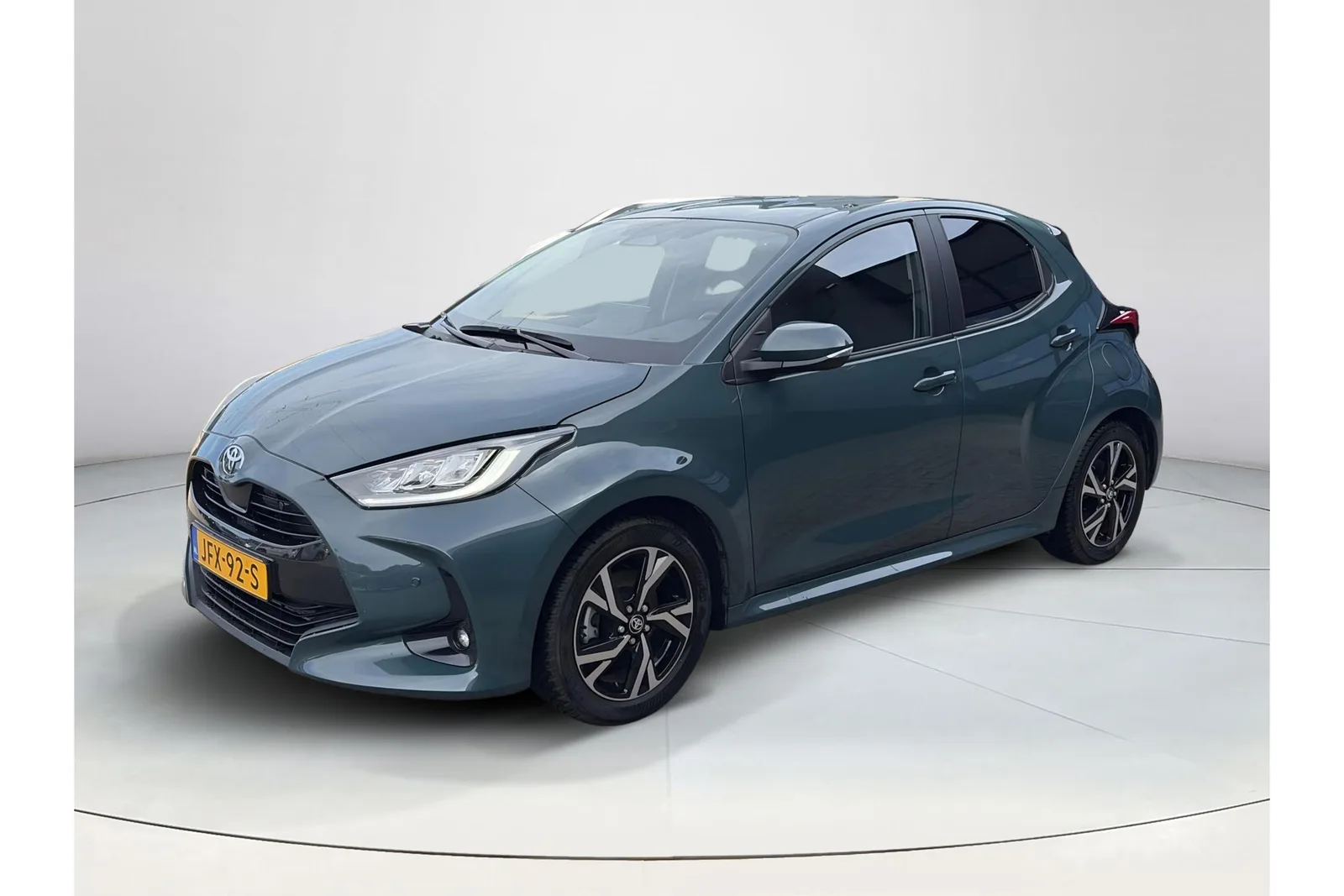 Toyota Yaris (2025) — foto 1