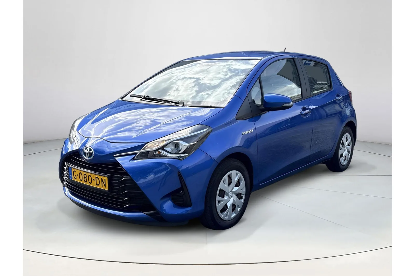 Toyota Yaris (2019) — foto 1