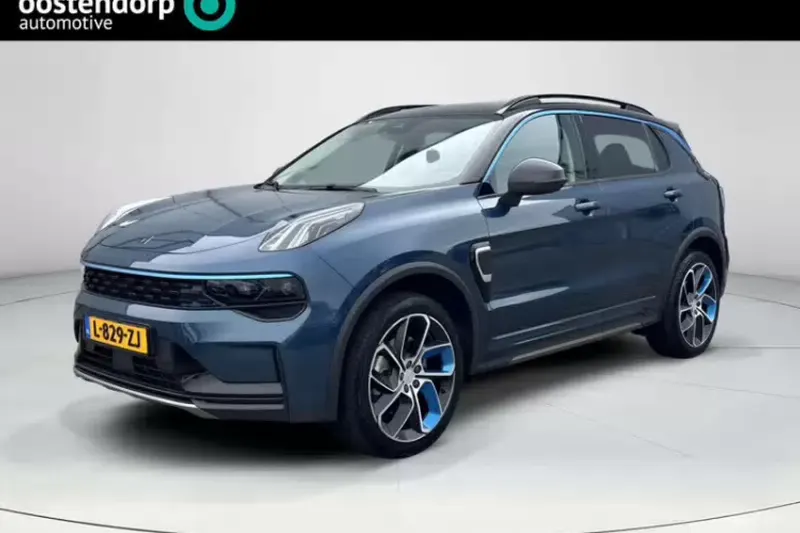 Lynk & Co 01 (2021)