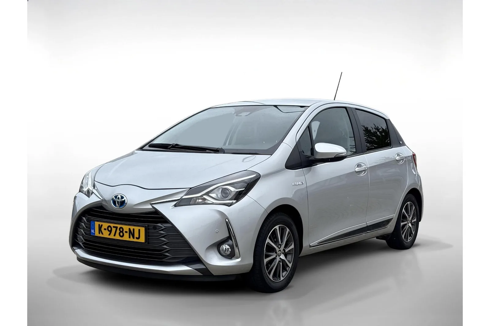 Toyota Yaris (2020) — foto 1