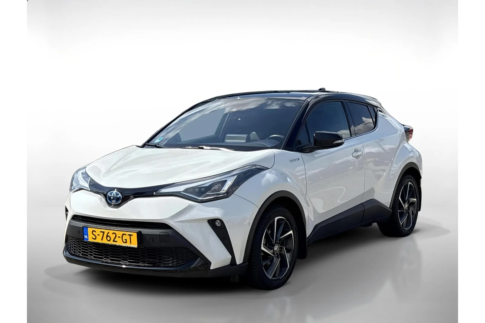Toyota C-HR (2020) — foto 1