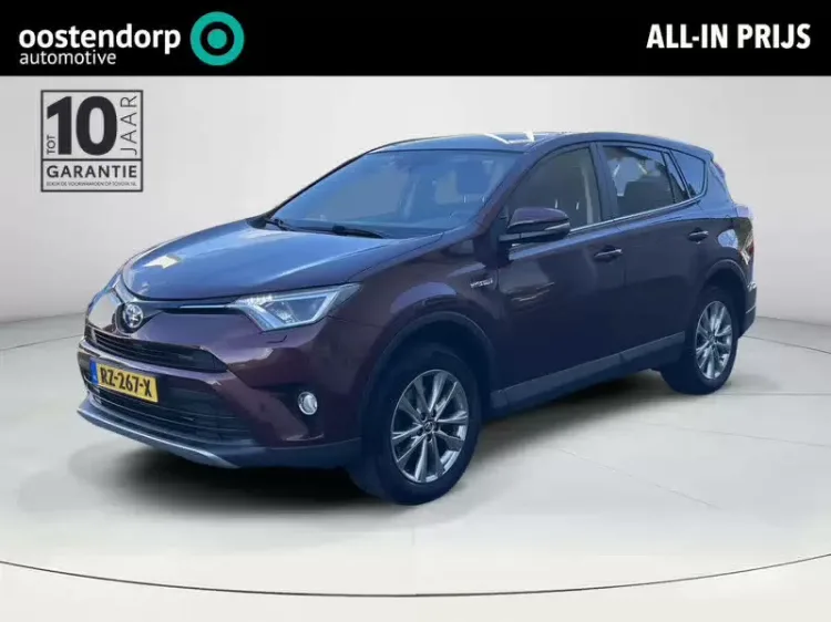 Toyota RAV4 (2017) — foto 1