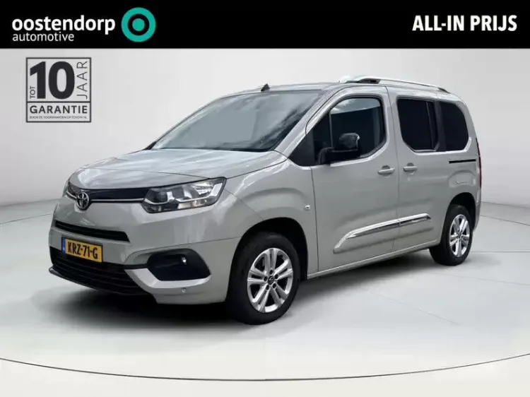 Toyota ProAce City Verso (2022) — foto 1