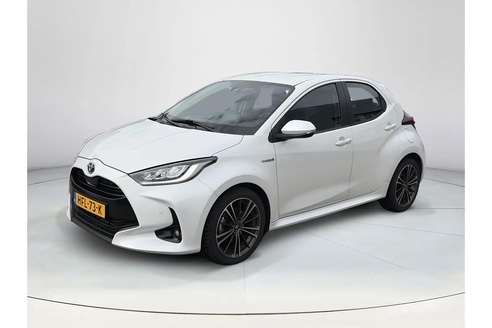 Toyota Yaris (2021) — foto 1