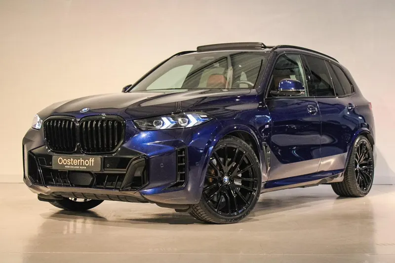 BMW X5 (2023)