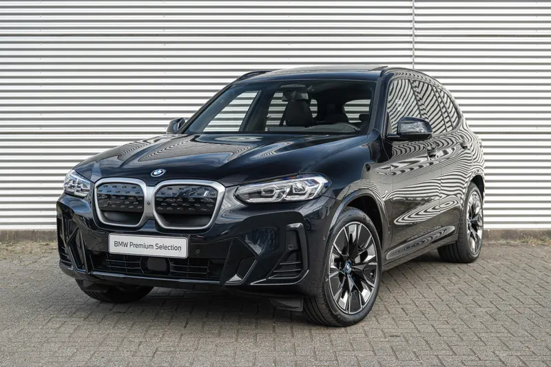 BMW iX3 (2022)