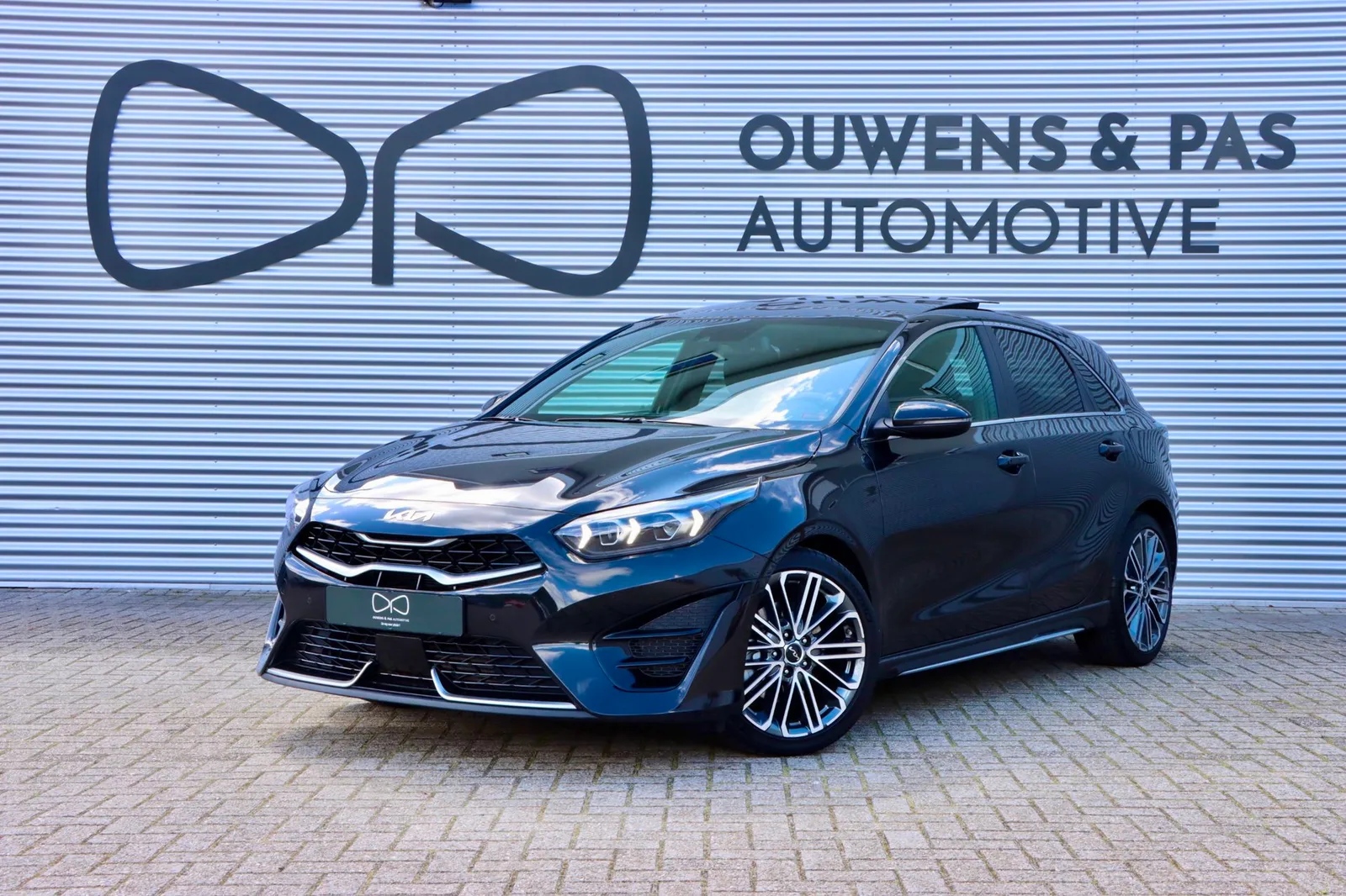 Kia Ceed (2022) — foto 1
