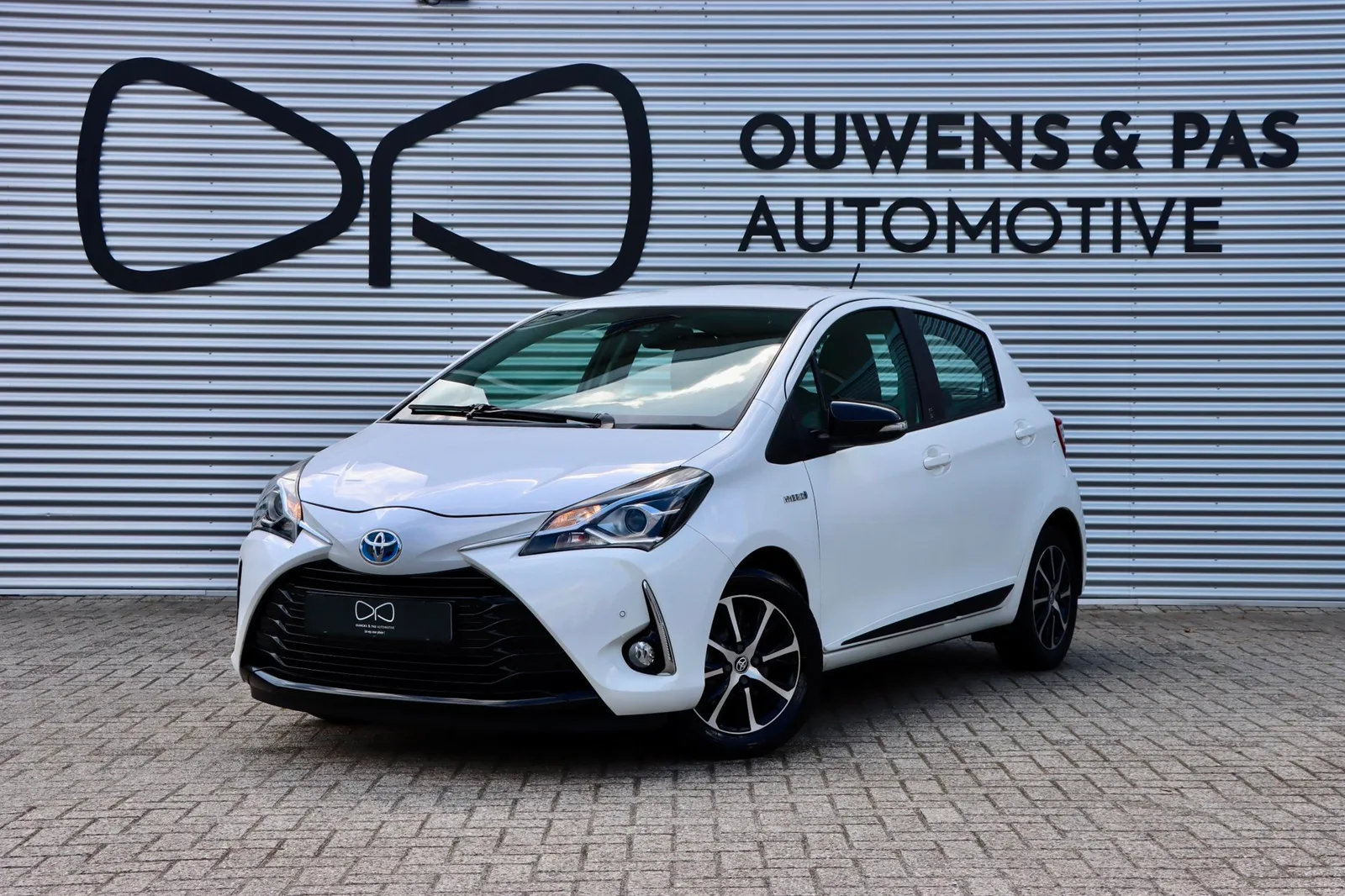 Toyota Yaris (2018) — foto 1