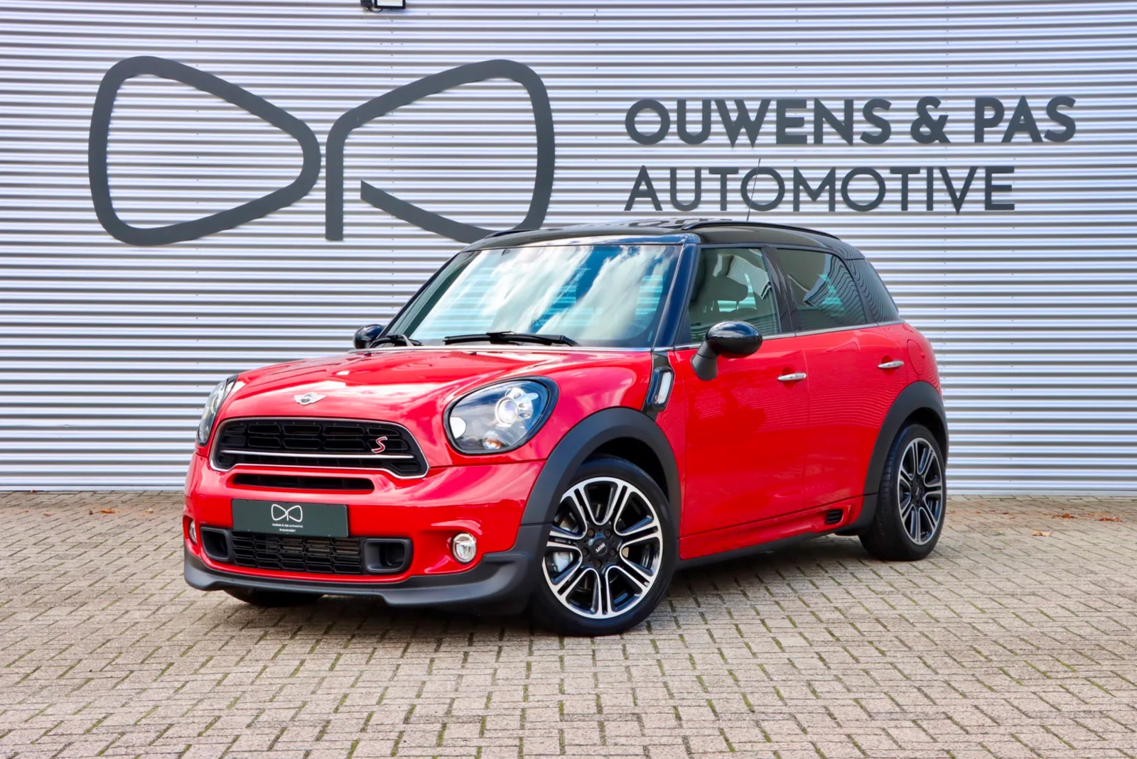 MINI Countryman (2016) — foto 1