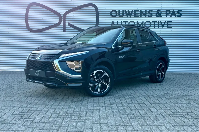 Mitsubishi Eclipse Cross (2022)