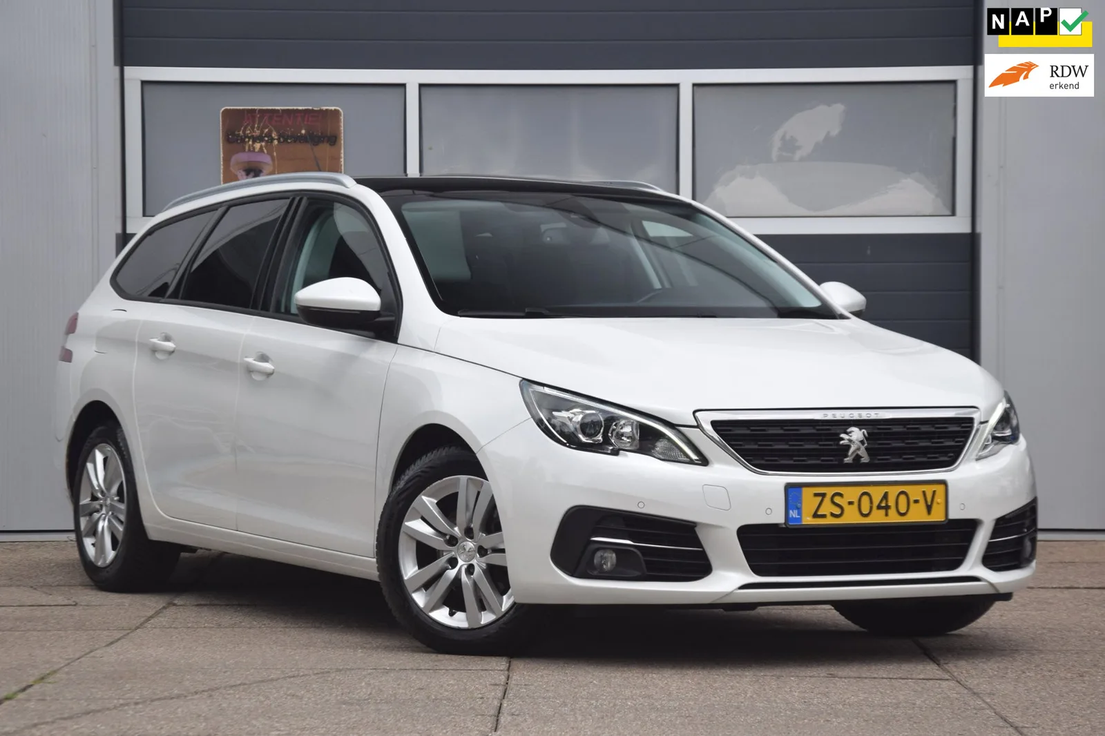 Peugeot 308 (2019) — foto 1