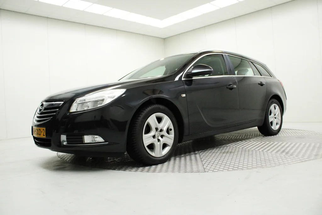 Opel Insignia (2012) — foto 1