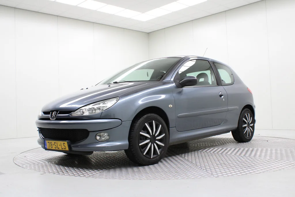 Peugeot 206 (2006) — foto 1